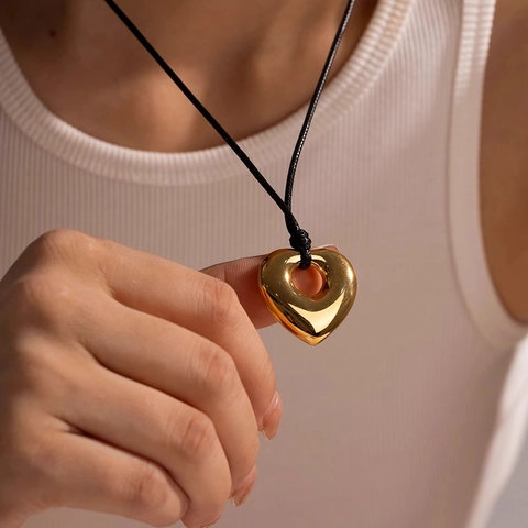 Stainless Steel Hollow Heart Pendant Necklace For Women Men Black Wax Rope Cord Long Minimalist Polished Clavicle Jewelry