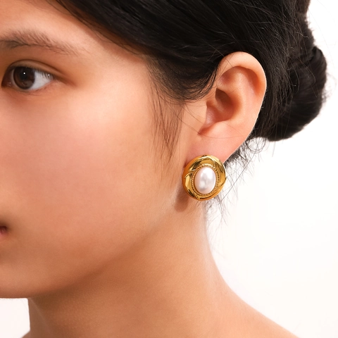 French Vintage Oval Stud Earrings 18K Gold Plated Stainless Steel With Imitation Artificial Pearl And Tiger Eye For Women