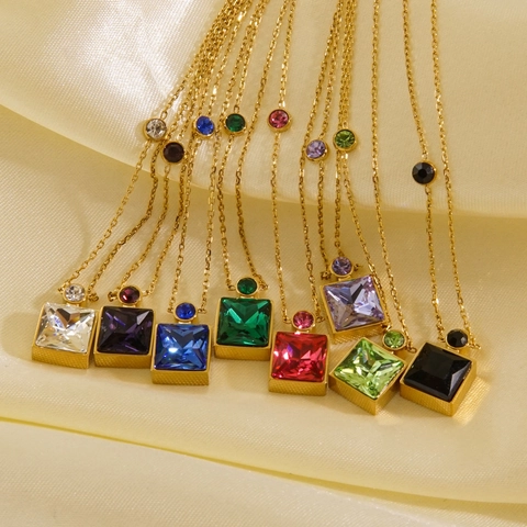 Collier Pendentif Carré Acier Inoxydable Plaqué Or 14K Zircone Cubique Coloré Bijoux Géométriques Élégants Pour Femmes