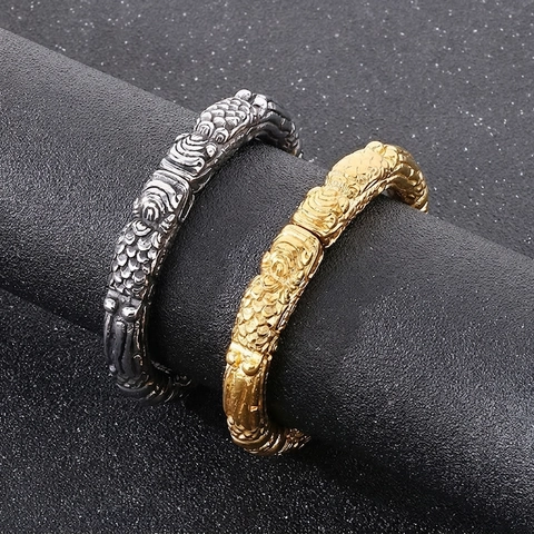 Bracelet Jonc En Acier Inoxydable Vintage Ethnique Nuages Pi Xiu Relief Style Punk Bijoux