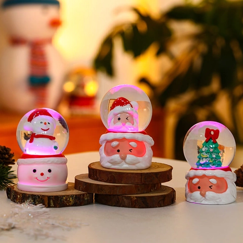 Weihnachts Schneekugel Leuchtende Kristallkugel Weihnachtsmann Schneemann Tannenbaum Glas Harz Desktop Ornament Feiertagsgeschenk