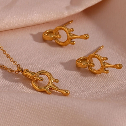 Minimalistische Roestvrijstalen Lava Fluid Hanger Ketting Oorbellen Set Vergulde Vloeibare Metalen Stijl Sieraden Voor Dames