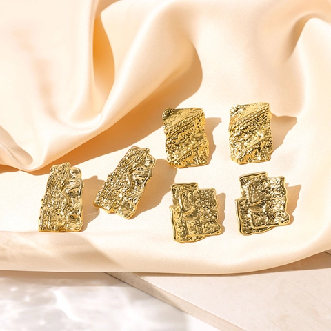 Irregular Geometric Stainless Steel Stud Earrings For Women 18K Gold Plated Waterproof Hypoallergenic Wrinkled Texture Earrings