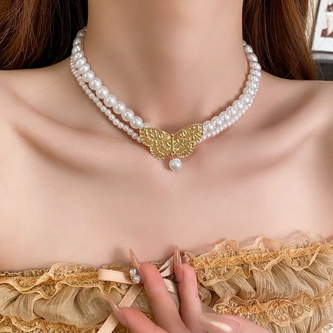Layered Imitation Artificial Pearl Necklace With Alloy Butterfly Pendant French Vintage Elegant Clavicle Chain Jewelry For Women