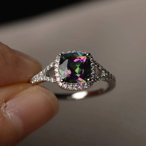 Luxe Vierkante Regenboogsteen Halo Ring Koper Met Zirkoon Gespleten Schacht Mode Sieraden Voor Dames