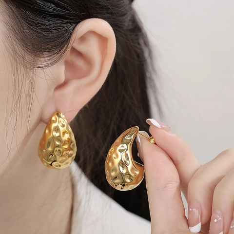 Orecchini A Goccia D'acqua Geometrici Acciaio Inossidabile Placcato Oro 18K Trama Martellata Gioielli Per Donne