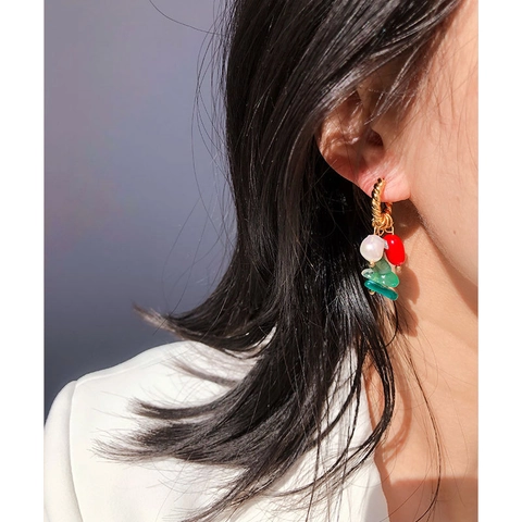 Origineel Ontwerp Messing Vergulde Twist Creolen Met Natuursteen Kralen Kunstparel Kwastje Druppel Oorbellen Sieraden