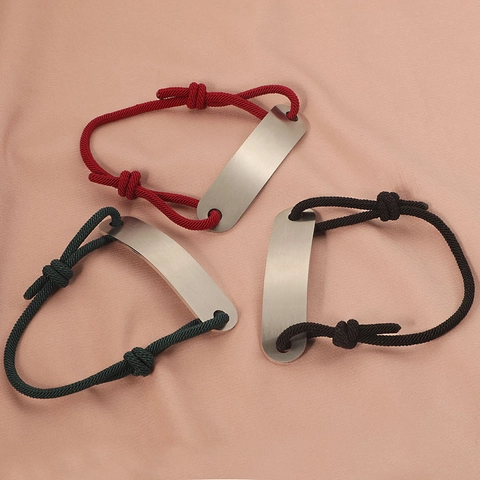 Bracelet En Corde Tressée Ajustable Avec Plaque Courbée En Acier Inoxydable Bijoux Minimalistes