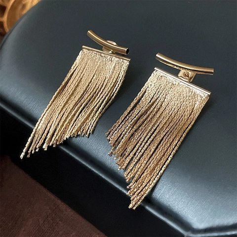 Französischer Stil Lange Quasten-Ohrhänger Für Damen Kupfer-Metall Mit Silber-Ohrstecker Elegant Minimalistisch