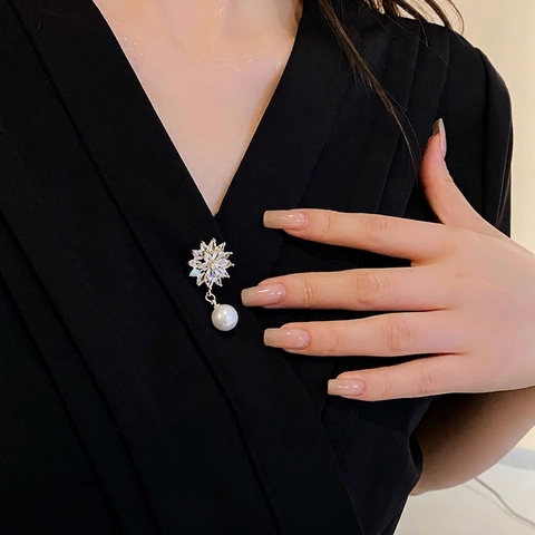 Spilla Vintage Rame Zircone Perla Artificial Sintetica Madreperla Animale Pianta Forma Spilla Elegante Per Donne Gioielli Regalo