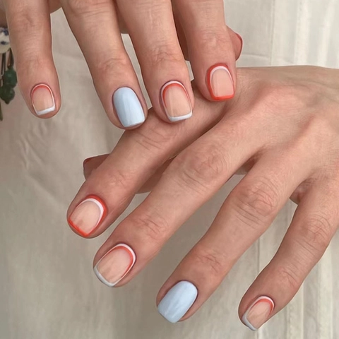 Unghie Finte A Pressione Design Cavo Stile Francese Forma Quadrata Corta Blu Minimalista Elegante Per Donne