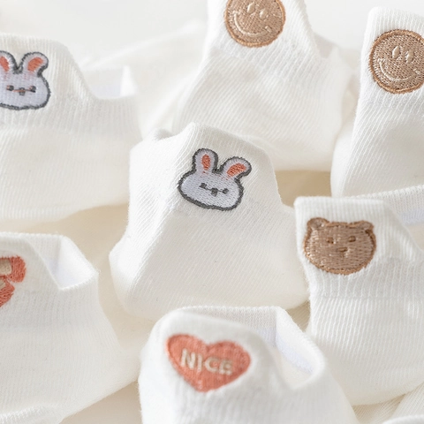 Calcetines Invisibles de Algodón Kawaii para Mujer con Bordado de Animales y Corazones Estilo Japonés Transpirables y Cómodos