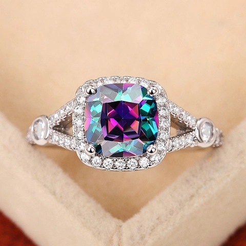 Cushion-Schliff Regenbogen Stein Halo Ring Kupfer Zirkon Versilbert Eleganter Schmuck Für Frauen