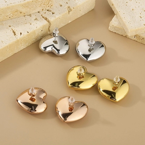 Pendientes De Botón Corazón Hueco 3D Acero Inoxidable 316L Pulido Liso Estilo Ins Joyería Versátil Para Mujeres
