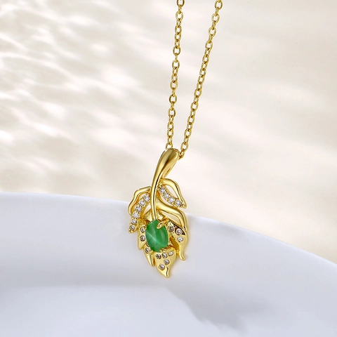 Blatt Anhänger Halskette Edelstahl Mit Grünem Edelstein Und Zirkonia Vergoldet Eleganter Schmuck Für Damen