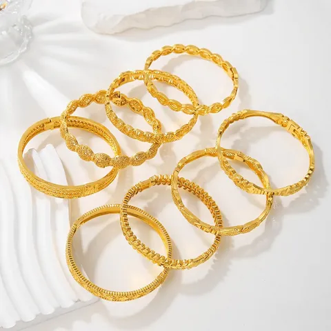 Vintage Gold Plated Copper Bangle Bracelet For Women Hollow Out Filigree Flower Leaf Design Dubai Bridal Wedding Jewelry