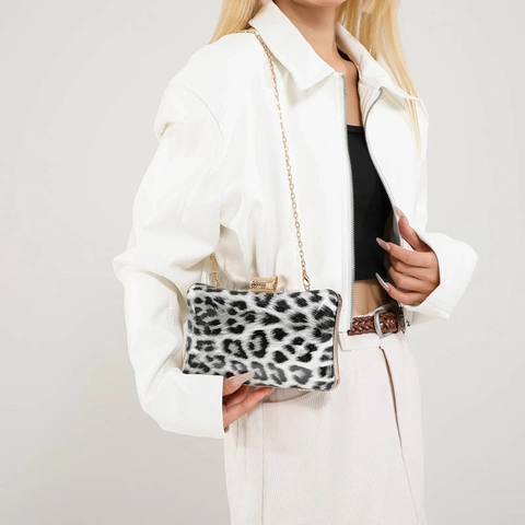 Leopard Print Evening Clutch Bag With Rhinestone Clasp And Metal Chain Strap Fashion Hard Shell Box Bag For Women