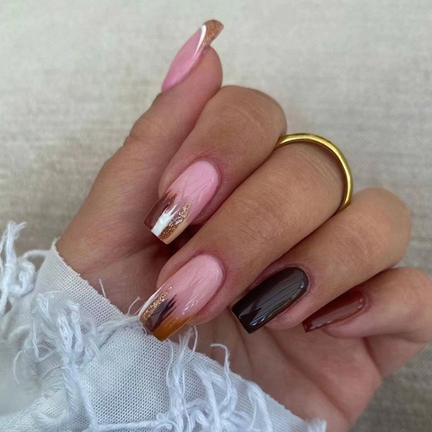 French Style Press On Nagels Lang Rechthoekig Bruin Gradiënt Goud Glitter Glanzende Kunstnagels Manicure Voor Vrouwen