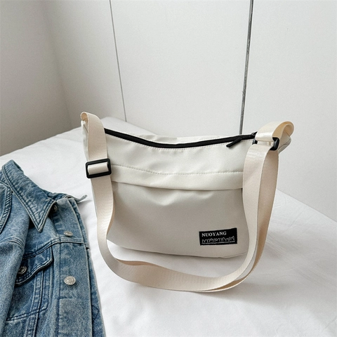 Borsa A Tracolla In Nylon Da Donna Borsa Mezzaluna Design Di Nicchia Trendy Street Borsa Da Mano Casual Per Uso Quotidiano