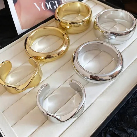 Bracciale Rigido Aperto Lucido Spesso Finitura A Specchio Geometrico Irregolare Minimalista Polsino Gioielli Da Mano