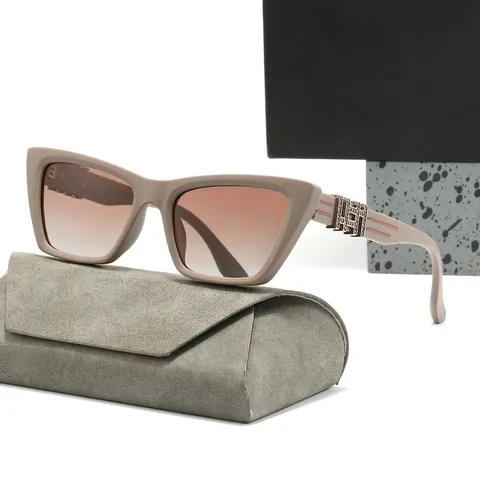 Dames Gepolariseerde Zonnebril UV400 Bescherming Cat Eye Vierkant Kunststof Metaal Frame Hars Lens Vintage Mode