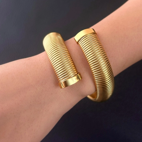 Tubogas Spiral Open Cuff Bracelet Stainless Steel Gold Plated Minimalist Geometric Flexible Bangle Women Jewelry