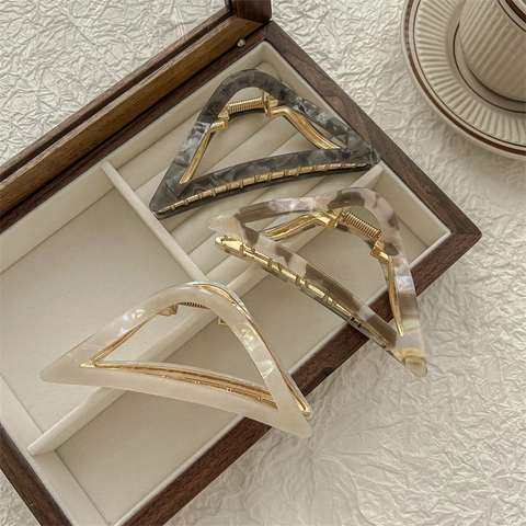 Pinza De Pelo Triangular Acetato Patrón Mármol Agarre Fuerte Accesorio Geométrico Elegante Para Mujer