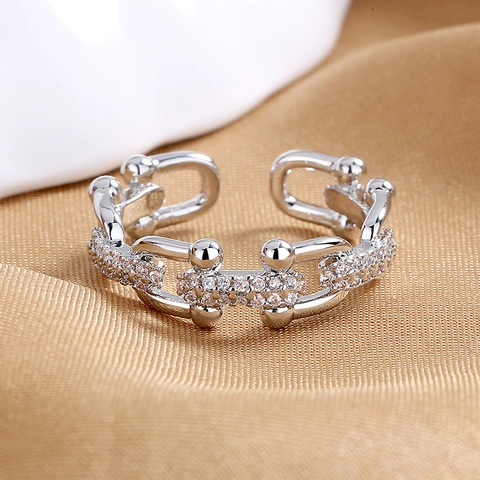 Geometrischer Kettenring Kupfer Weißer Zirkon Offen Verstellbar Hohl Fingerschmuck Für Frauen
