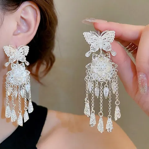 Boucles D'oreilles À Long Gland Fleur Papillon Avec Tige En Argent Filigrane Creux Style Vintage Élégant Pour Femmes