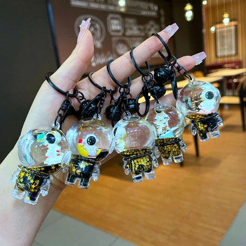 Portachiavi Creativo Astronauta Sabbie Mobili Spazio Pendente per Borsa con Paillettes Fluttuanti e Campanello Regalo Coppia