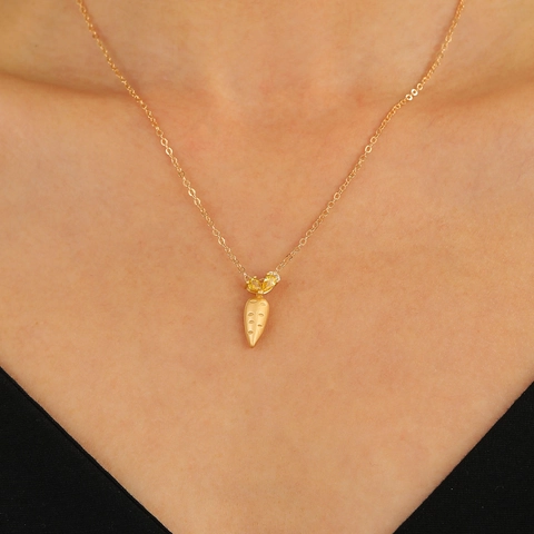 Exquisite Legierung Strass Anhänger Halskette Für Damen Mode Tannenzapfen Kreuz Schmetterling Karotte Kalebasse Schlüsselbeinkette