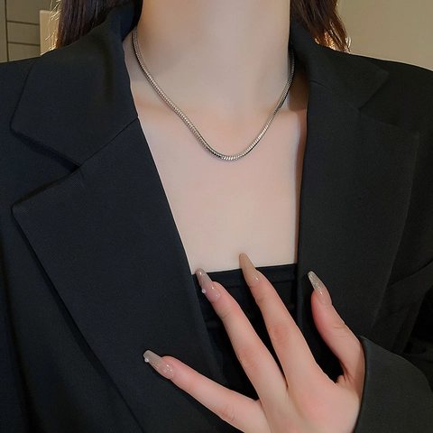 Collana Minimalista A Catena Di Serpente Placcata Oro Rame Lega Di Zinco Catena Di Clavicola Gioielli Di Moda Per Donna