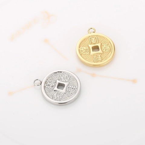 Colgantes De Acero Inoxidable Antigua Moneda China Hueco Redondo Agujero Cuadrado Amuletos De Suerte Vintage Étnico DIY Joyería
