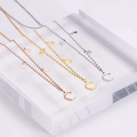 Collana Con Pendente Luna Crescente E Stella Da Donna In Acciaio Inossidabile 316L Zirconia Cubica Gioielli Oro