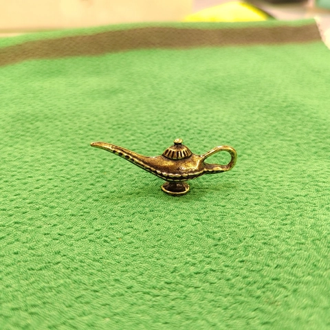 Retro Aladdin Lamp Bureau Ornament Zinklegering Messing Kleur Miniatuur Theepot Figuur Ambachtelijke Home Decoratie