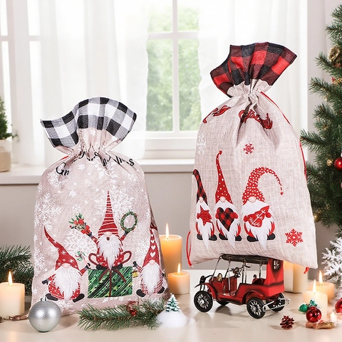 Christmas Drawstring Gift Bags Linen Burlap Fabric Gnome Pattern Printed Plaid Cuffs Holiday Party Decoration Rustic