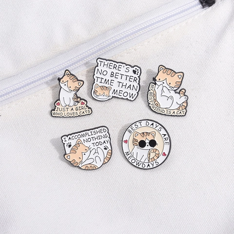 Simpatico Set di Spille in Smalto di Gatto del Fumetto Distintivo del Gattino dell'Ombrello del Computer Portatile della Lega