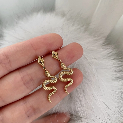 Pendientes De Gota De Serpiente Vintage Acero De Titanio Chapado En Oro De 18K Forma S Rombo Joyería Para Mujeres