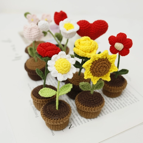 Handmade Crochet Potted Flowers Yarn Knitted Artificial Miniature Plants Desktop Home Office Car Decor Cute Aesthetic
