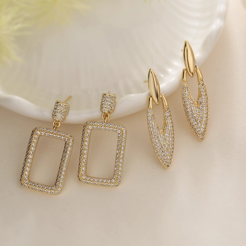Orecchini Pendenti Geometrici in Rame per Donna Placcati in Oro 18K con Strass Gioielli Minimalisti Regalo