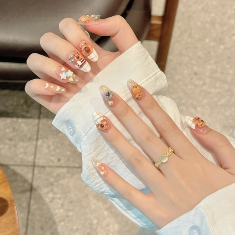 Faux Ongles à Coller Dessin Animé Mignon Capybara Faits à la Main Style Long Ovale Motif Plaid Ongles en Résine pour Étudiantes Filles Décoration Quotidienne