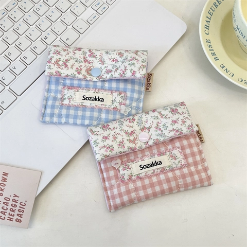 Borsa Porta Assorbenti Portatile In Cotone Trapuntato A Quadri E Fiori Mini Organizer In Tessuto Con Chiusura A Pressione