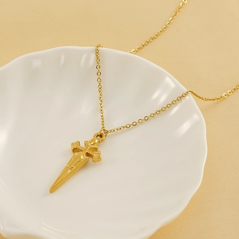 Kreuz Schwert Anhänger Halskette 18K Vergoldeter Edelstahl Vintage Dolch Schlüsselbein Kette Schmuck Für Damen Herren