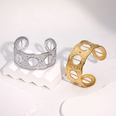 Brazalete De Puño De Acero Inoxidable Textura Martillada Diseño Circular Hueco Pulsera Abierta Ancha Joyería De Lujo Minimalista