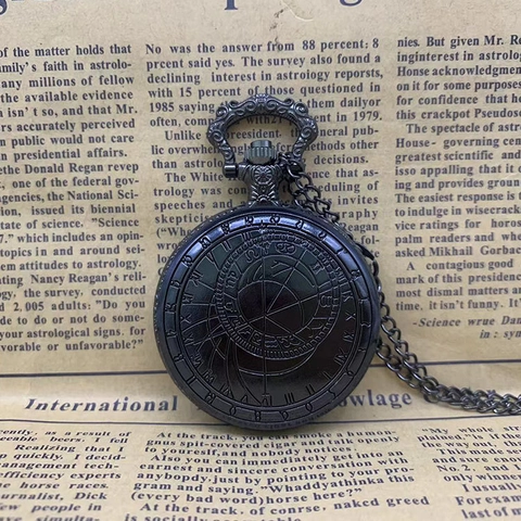 Vintage Pocket Watch Bronze Black Zinc Alloy Roman Numerals Quartz Movement Compass Zodiac Hollow Flip Cover Pendant