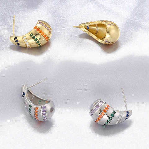 Orecchini a Bottone in Rame Placcato Oro 18K Zirconia a Goccia per Donna Gioielli Eleganti Orecchini a Cerchio