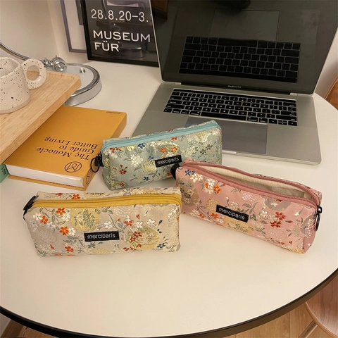 Embroidered Floral Pencil Case Brocade Fabric Stationery Bag Retro Cosmetic Pouch Zipper School Office Travel Storage