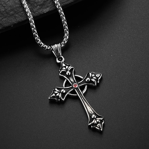 Collar con Colgante de Cruz de Acero Inoxidable Gótico para Hombres Mujeres Joyas Religiosas Vintage Hip Hop Diamante de Imitación Rojo Incrustado Color Acero