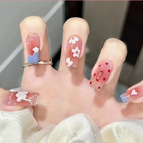 Press On Nagels Lange Kistvorm Gradiënt Roze Blauw Bloem Stip Wolk Smiley Ontwerp Verwijderbare Kunstnagels Voor Vrouwen