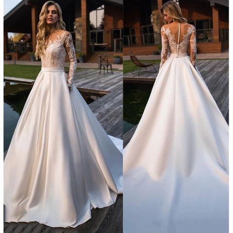 Elegantes Langärmliges Hochzeitskleid Aus Spitze Und Satin A-Linie Brautkleid Mit Langer Schleppe Rückenknöpfe Elfenbein